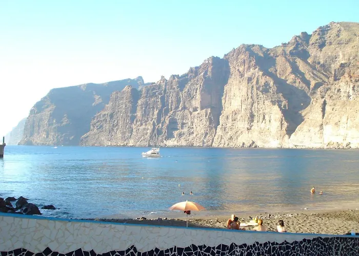 Gigantes By Estrella Del Norte *